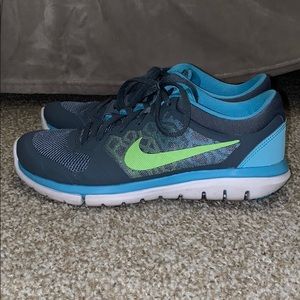 Nike Flex Running Shoes